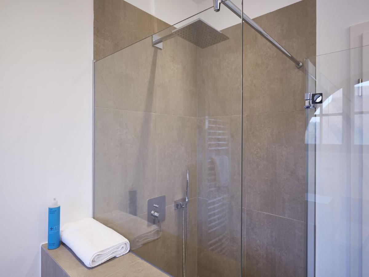 Reetland am Meer - Premium Reetdachvilla mit 3 Schlafzimmern, Sauna und Kamin F07 Dranske Exterior foto